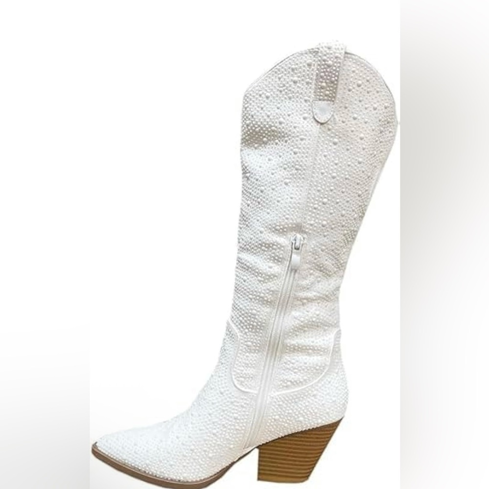 Chic White Textured Heeled Boots for Women
